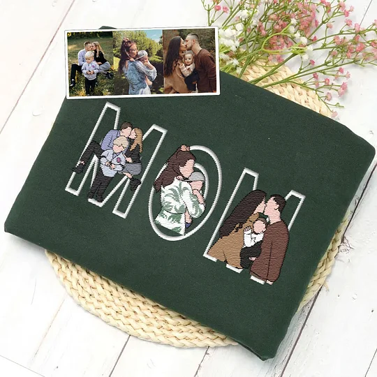 EmbroiLove – Bluza Z Haftowanym Portretem Ze Zdjęcia