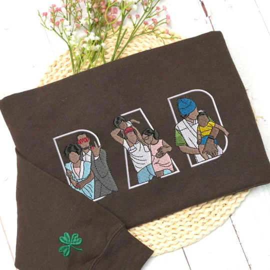 EmbroiLove – Bluza Z Haftowanym Portretem Ze Zdjęcia