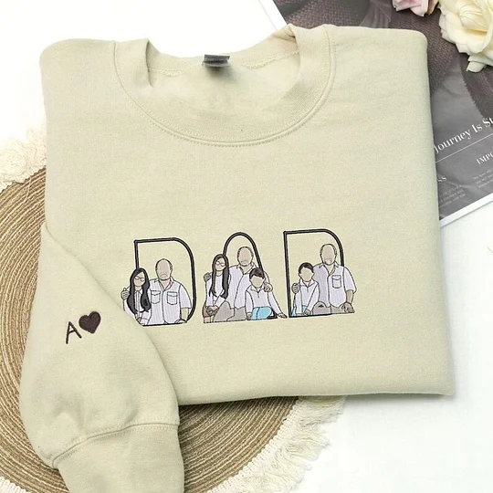 EmbroiLove – Bluza Z Haftowanym Portretem Ze Zdjęcia