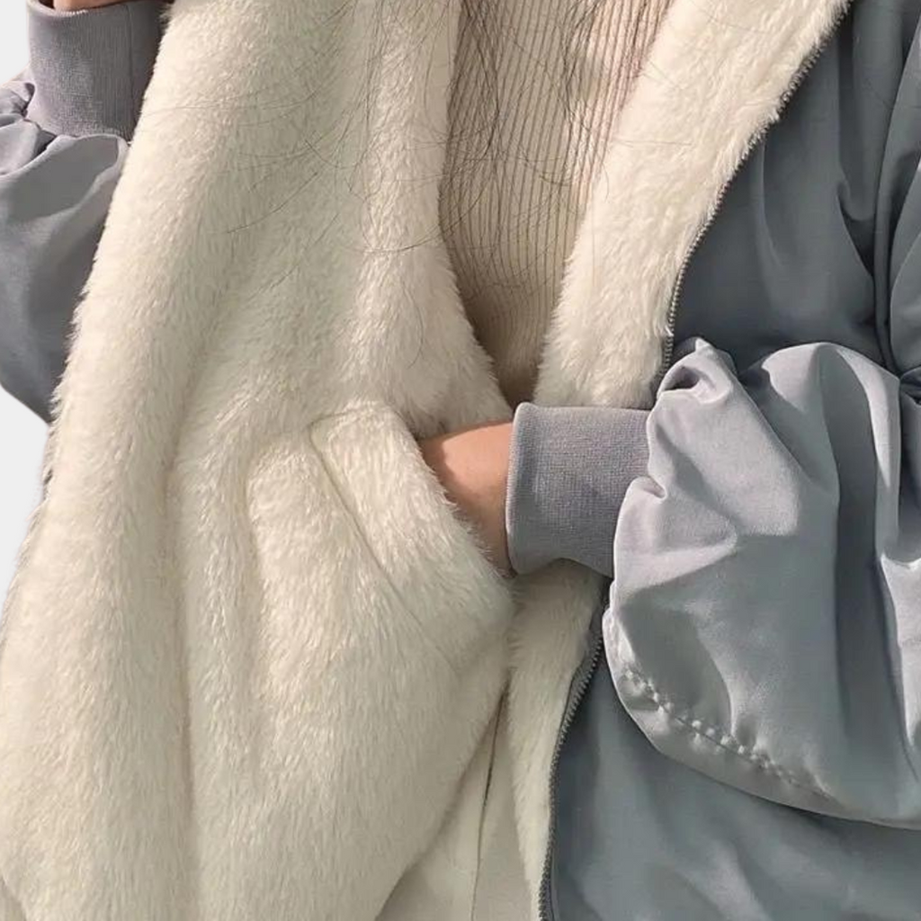 Damska Oversize Zimowa Kurtka | Z Kapturem