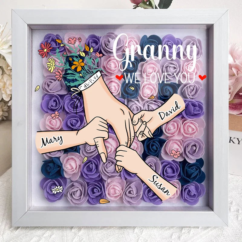 FloraFrame – kwiatowa ramka z imionami | prezent dla mamy