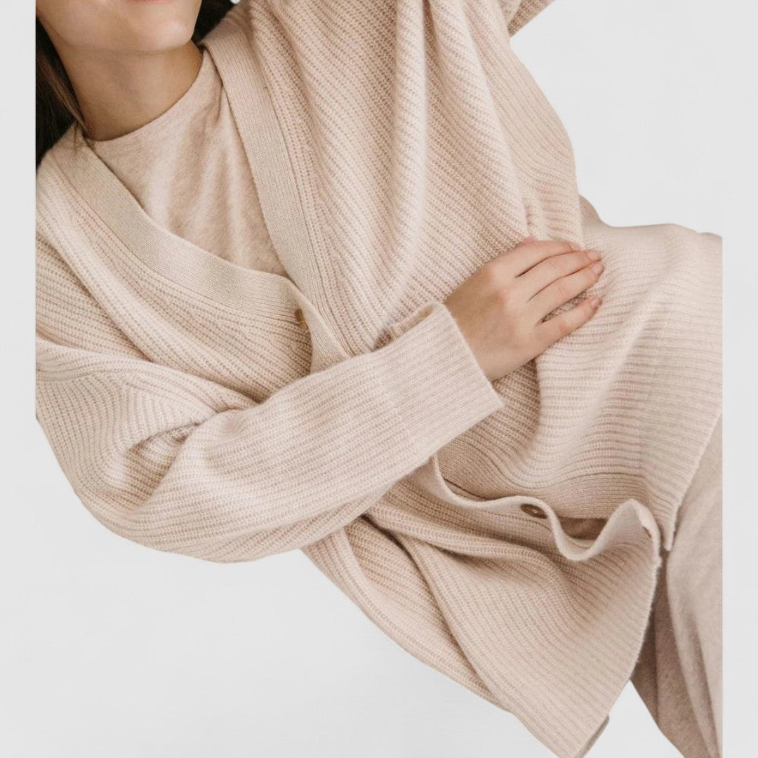 Kardigan Damski Z Zapięciem Na Guziki | Duży