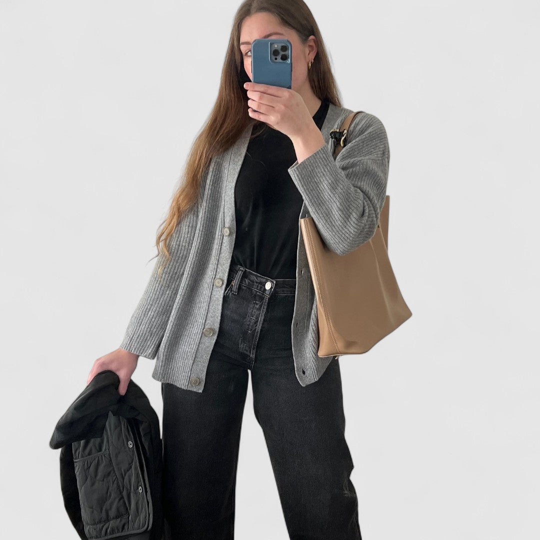 Kardigan Damski Z Zapięciem Na Guziki | Duży