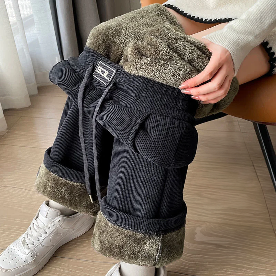 Dzianinowe spodnie dresowe z podszewką i sznurkiem w pasie