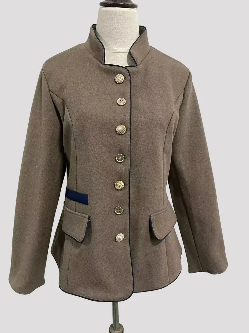 Damska wełniana kurtka zimowa z guzikami