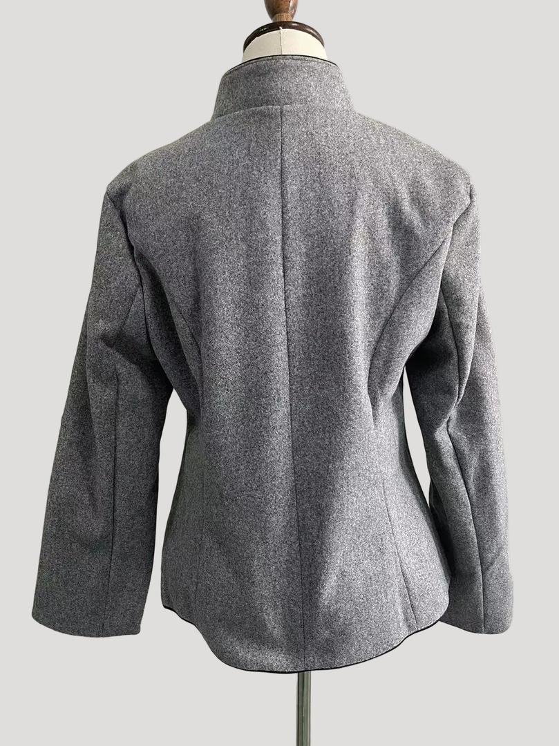 Damska wełniana kurtka zimowa z guzikami