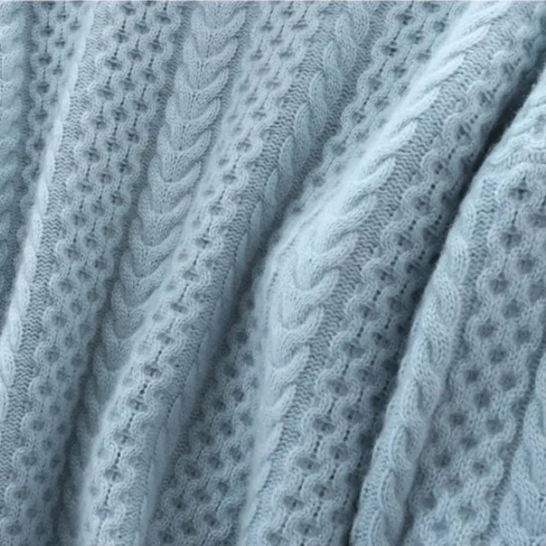 Damski sweter z golfem z plecionej dzianiny kaszmirowej