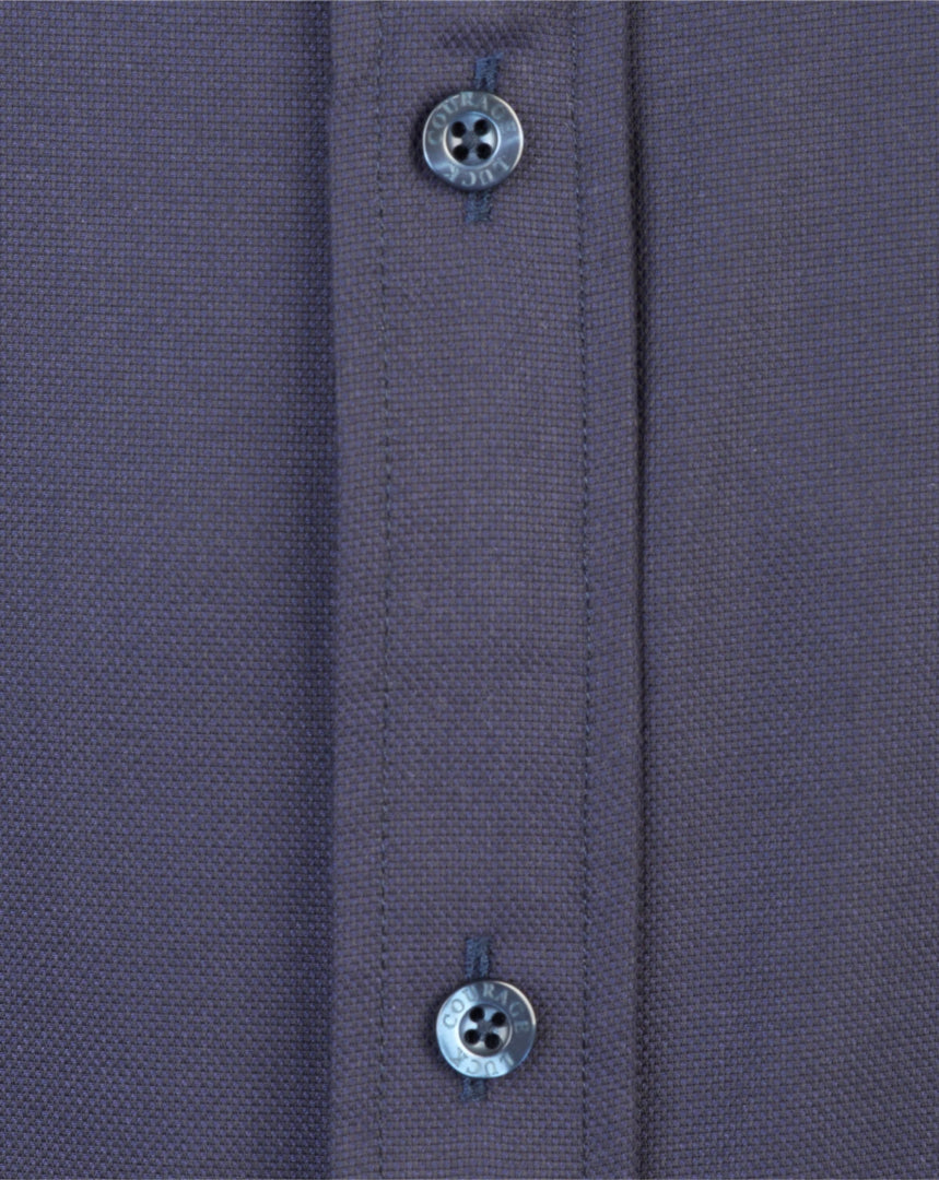 Koszula zapinana na guziki z ukrytą listwą zamkową