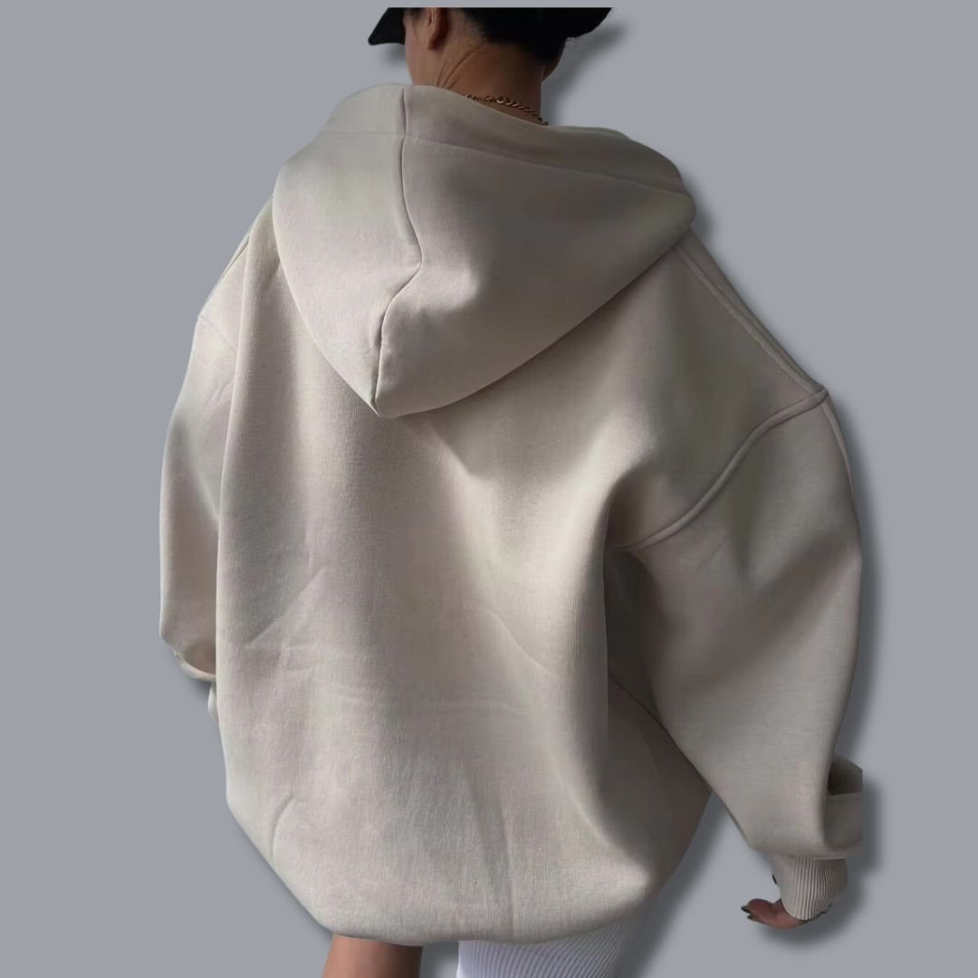 Bluza damska oversize z kapturem - dekolt z wcięciem – widok produktu 7 | Ionotix