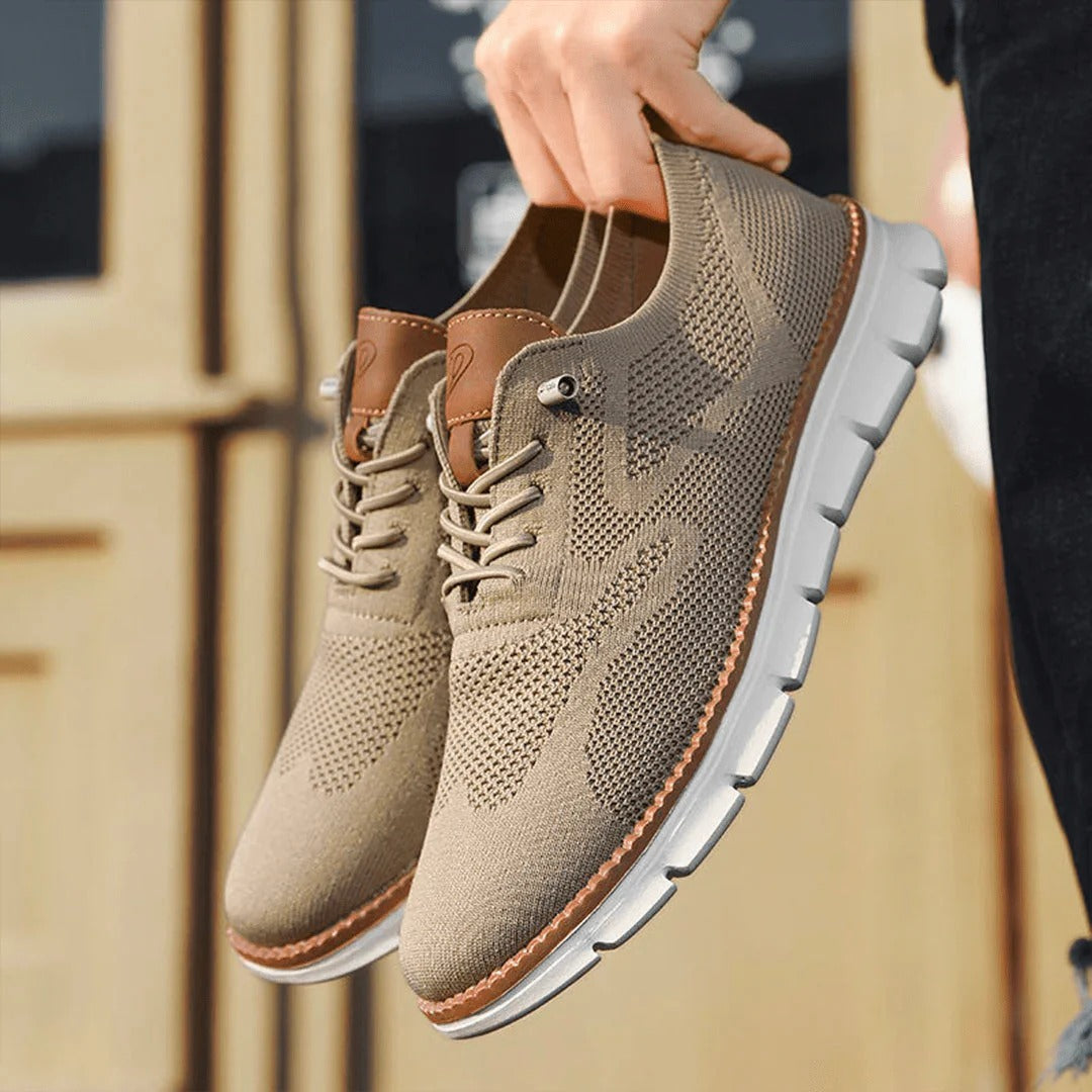 Buty casualowe sznurowane z teksturowaną podeszwą – widok produktu 8 | Ionotix