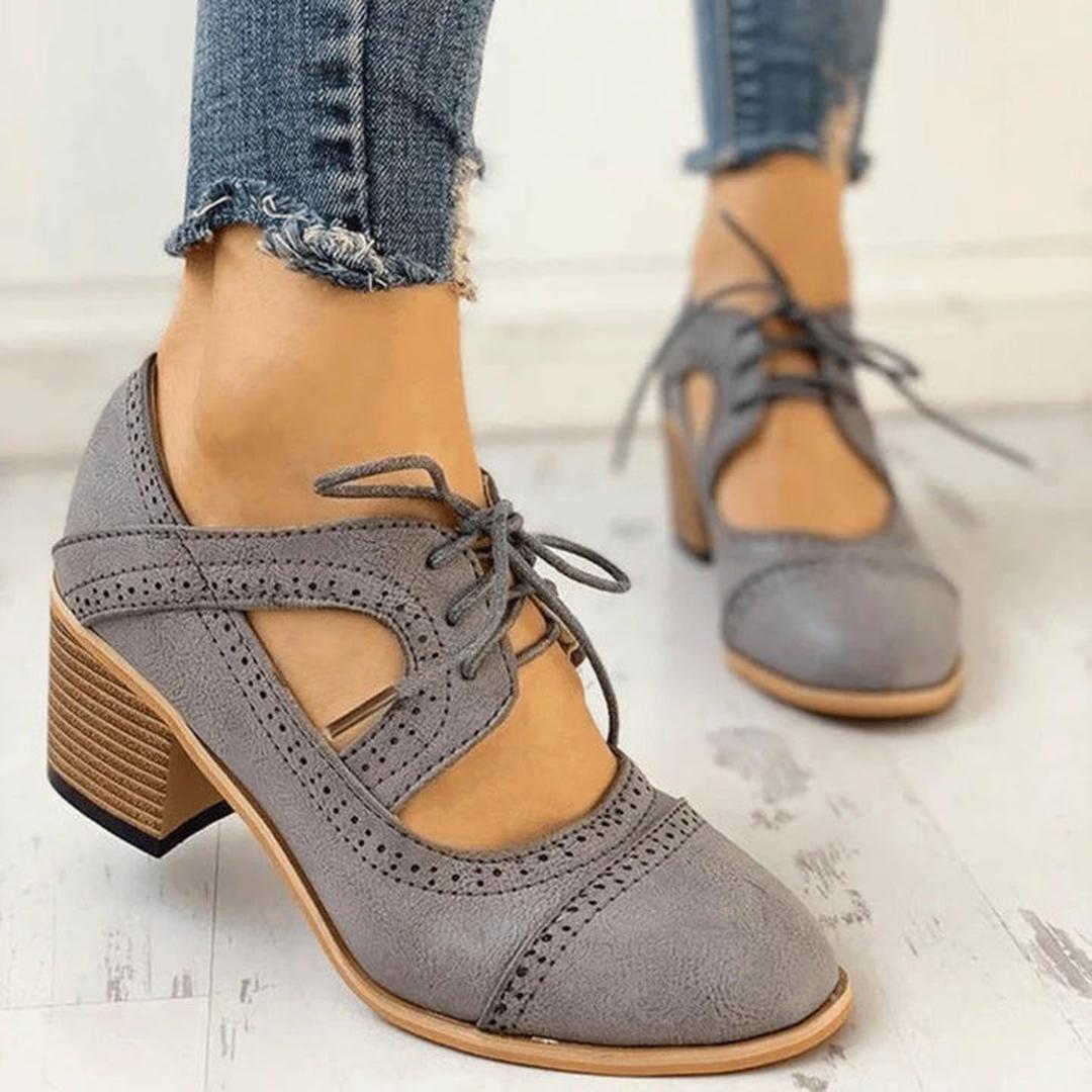 Buty na słupku z wiązaniem i paskiem T-strap – widok produktu 5 | Ionotix