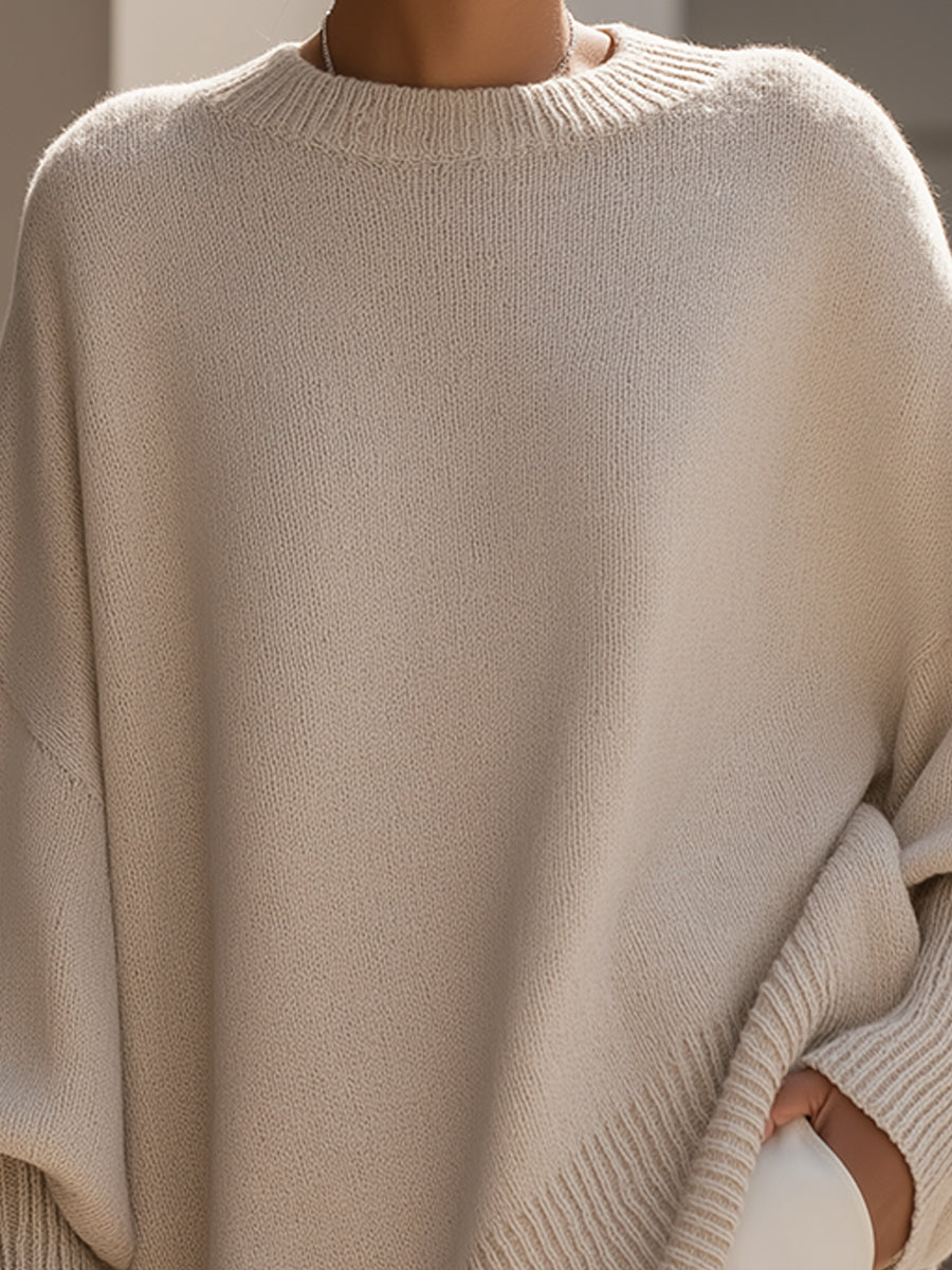 Damski sweter oversize z mieszanki wełny z asymetrycznym dołem - widok produktu 2 | Ionotix