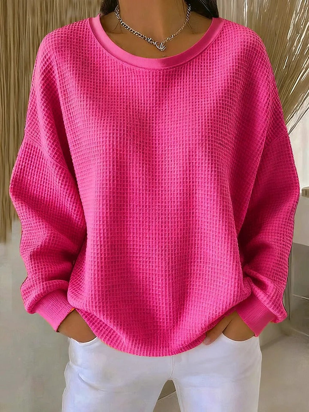 Damski sweter oversize z waflowym splotem i okrągłym dekoltem - widok produktu 9 | Ionotix
