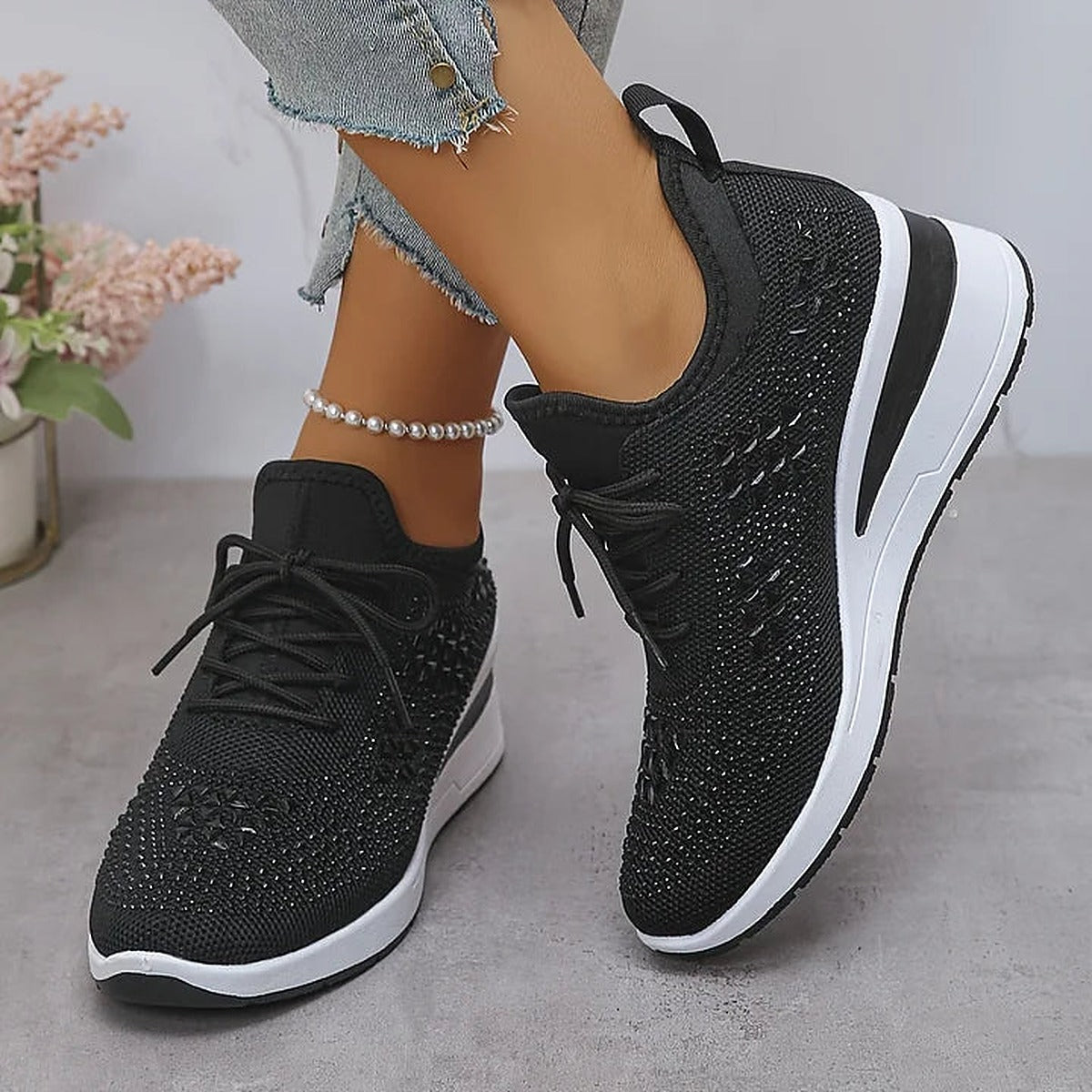 Damskie dzianinowe sneakersy na koturnie z cyrkoniami - widok produktu 2 | Ionotix