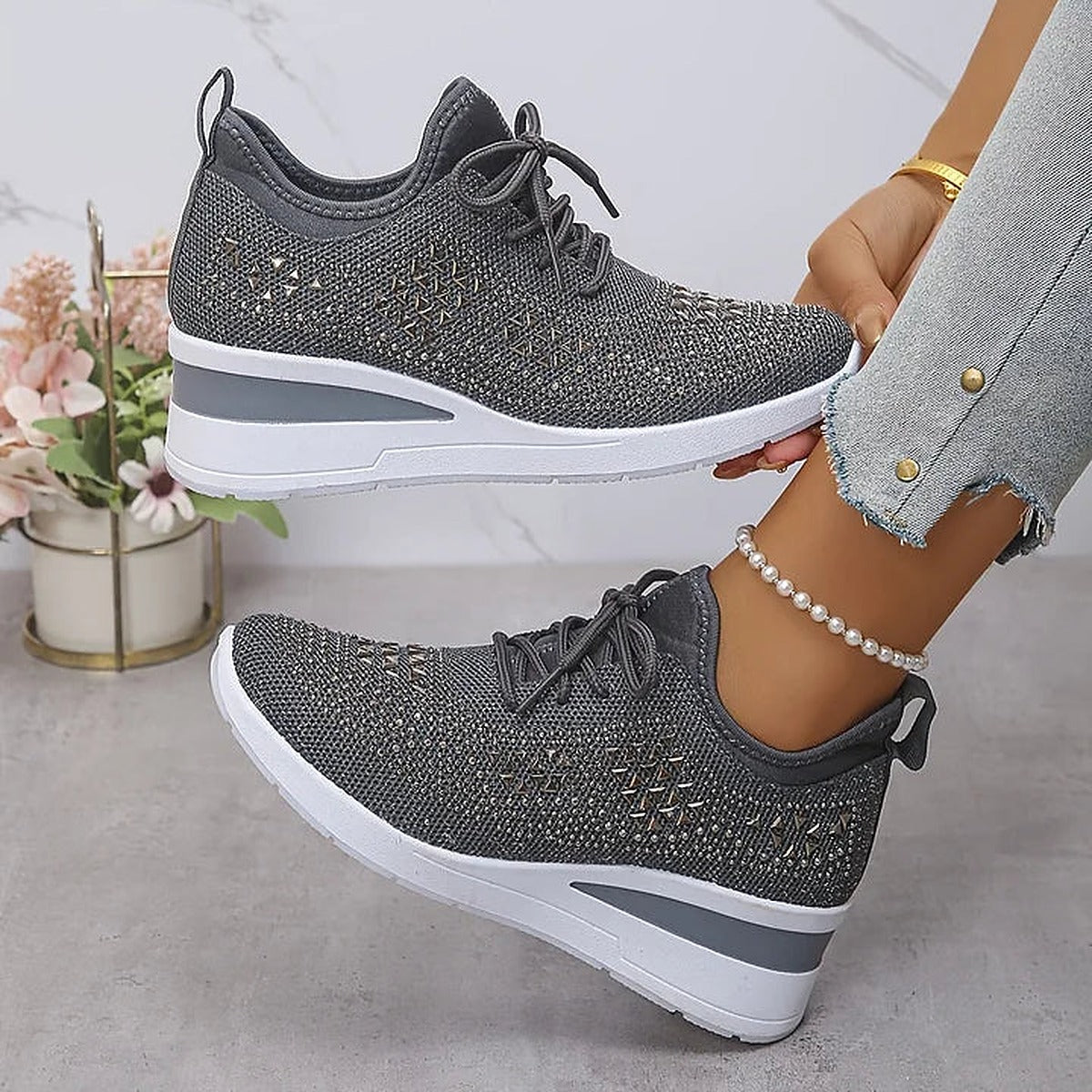 Damskie dzianinowe sneakersy na koturnie z cyrkoniami - widok produktu 6 | Ionotix