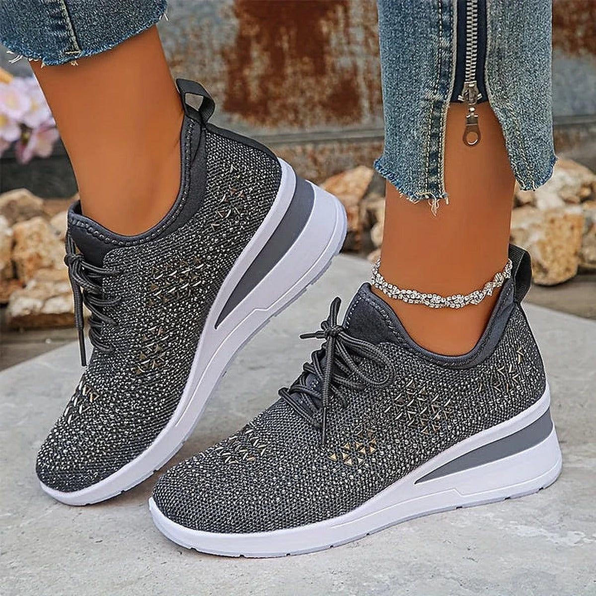 Damskie dzianinowe sneakersy na koturnie z cyrkoniami - widok produktu 7 | Ionotix