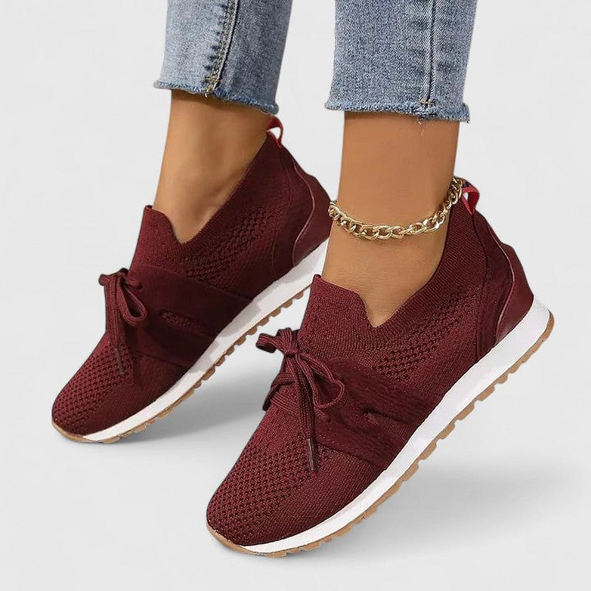 Damskie wsuwane sneakersy z siateczki na gumowej podeszwie - widok produktu 2 | Ionotix