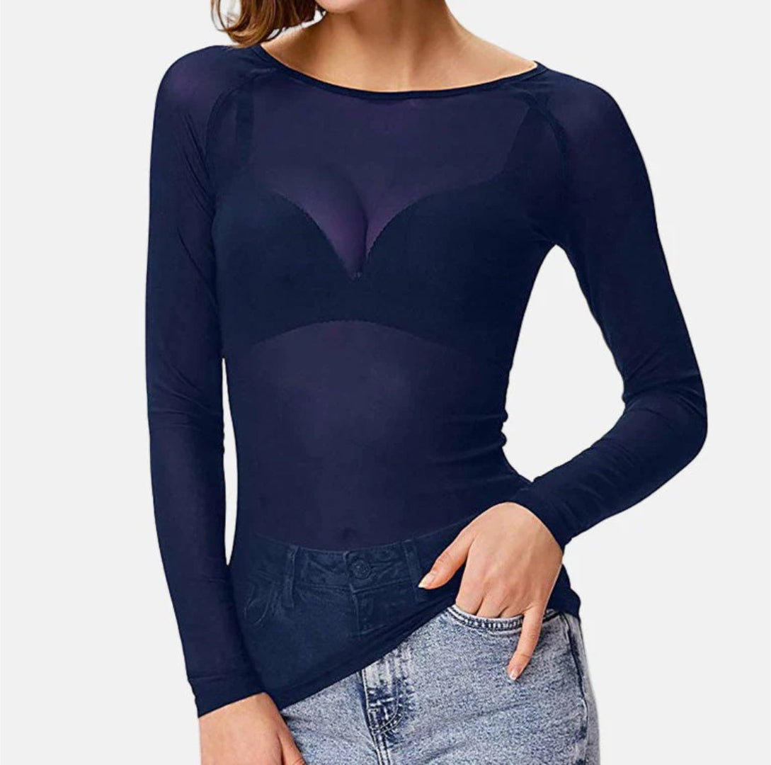 Dopasowany crop top z siateczki z długim rękawem – widok produktu 4 | Ionotix