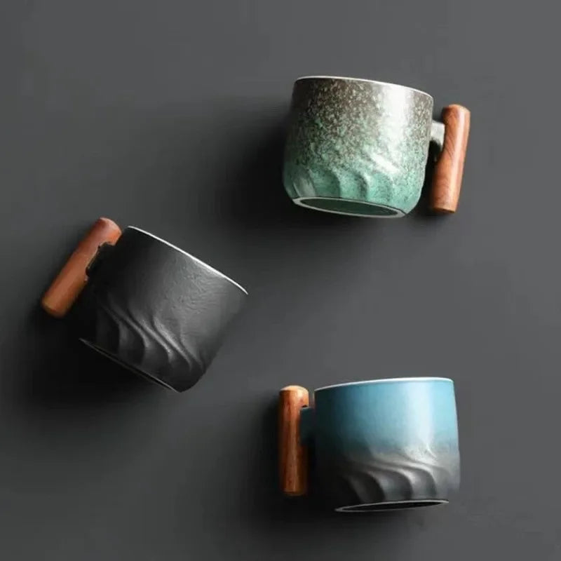 Ceramiczna filiżanka do espresso 80 ml z drewnianym uchwytem