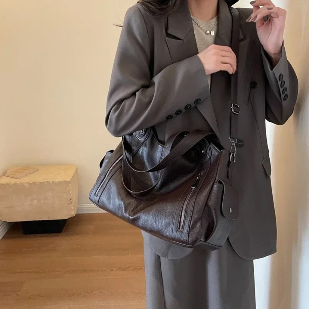 Duża Skórzana Torba Crossbody Na Ramię – Pojemna Torba – widok produktu 2 | Ionotix
