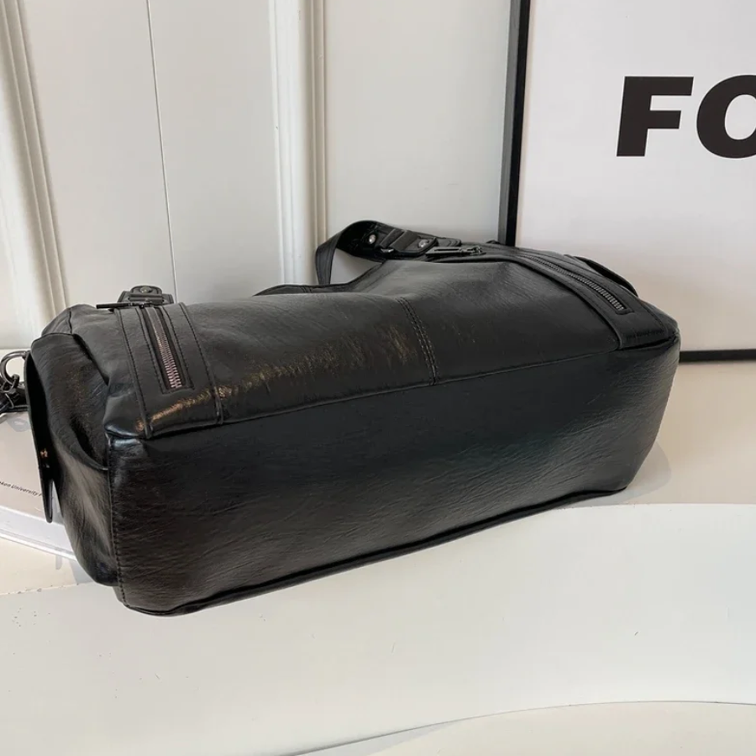 Duża Skórzana Torba Crossbody Na Ramię – Pojemna Torba – widok produktu 16 | Ionotix