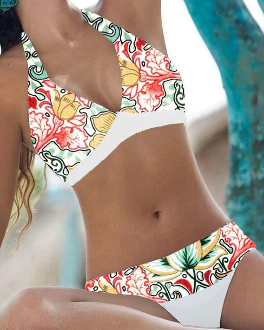 Dwuczęściowy zestaw bikini z nadrukiem z niskim stanem – widok produktu 1 | Ionotix