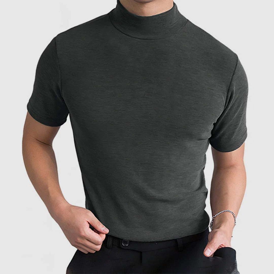 Elastyczny t-shirt bawełniany z wysokim kołnierzem – widok produktu 6 | Ionotix