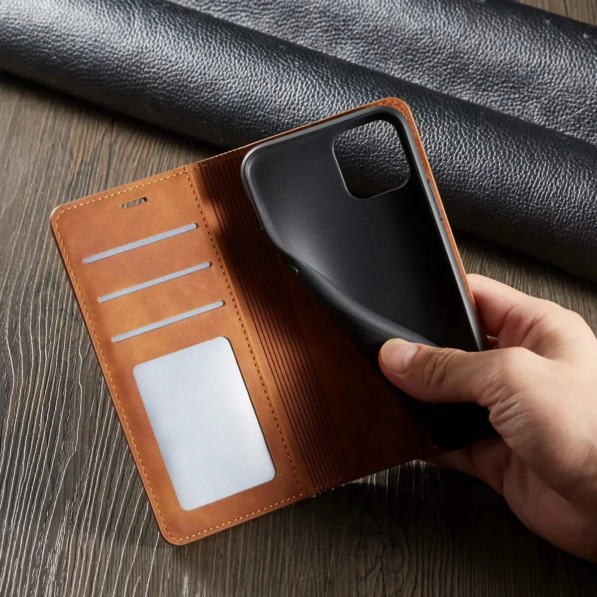 Etuvio – etui z klapką do iPhone – portfel i ochrona – widok produktu 1 | Ionotix