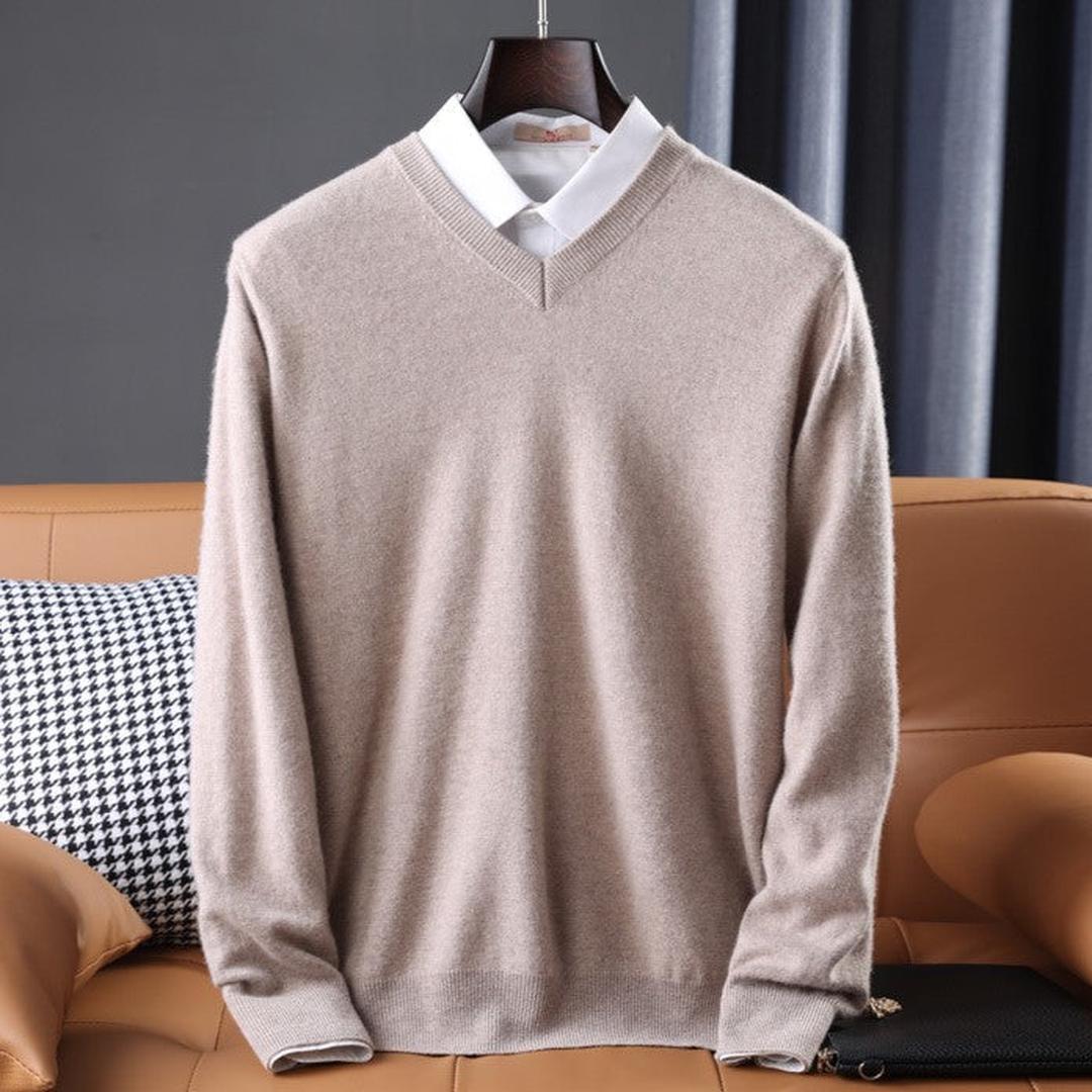 Kaszmirowy dzianinowy sweter męski z dekoltem V – widok produktu 5 | Ionotix