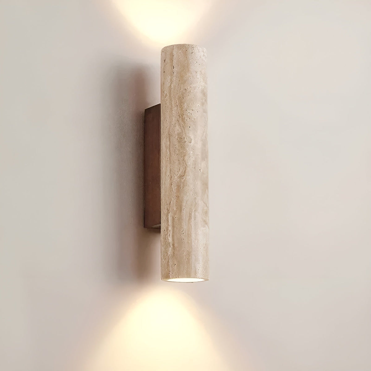 LumeStone – kinkiet ścienny w stylu trawertynu – ciepłe podświetlenie LED – widok produktu 1 | Ionotix