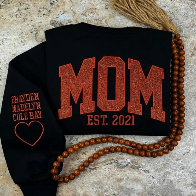 Mamivelle – bluza dla mamy z haftem – imiona dzieci – widok produktu 3 | Ionotix