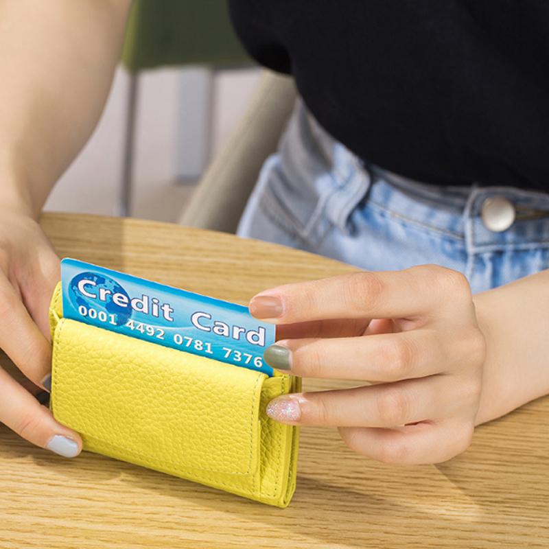 Portessa – portfel damski RFID – mały i pojemny – widok produktu 3 | Ionotix