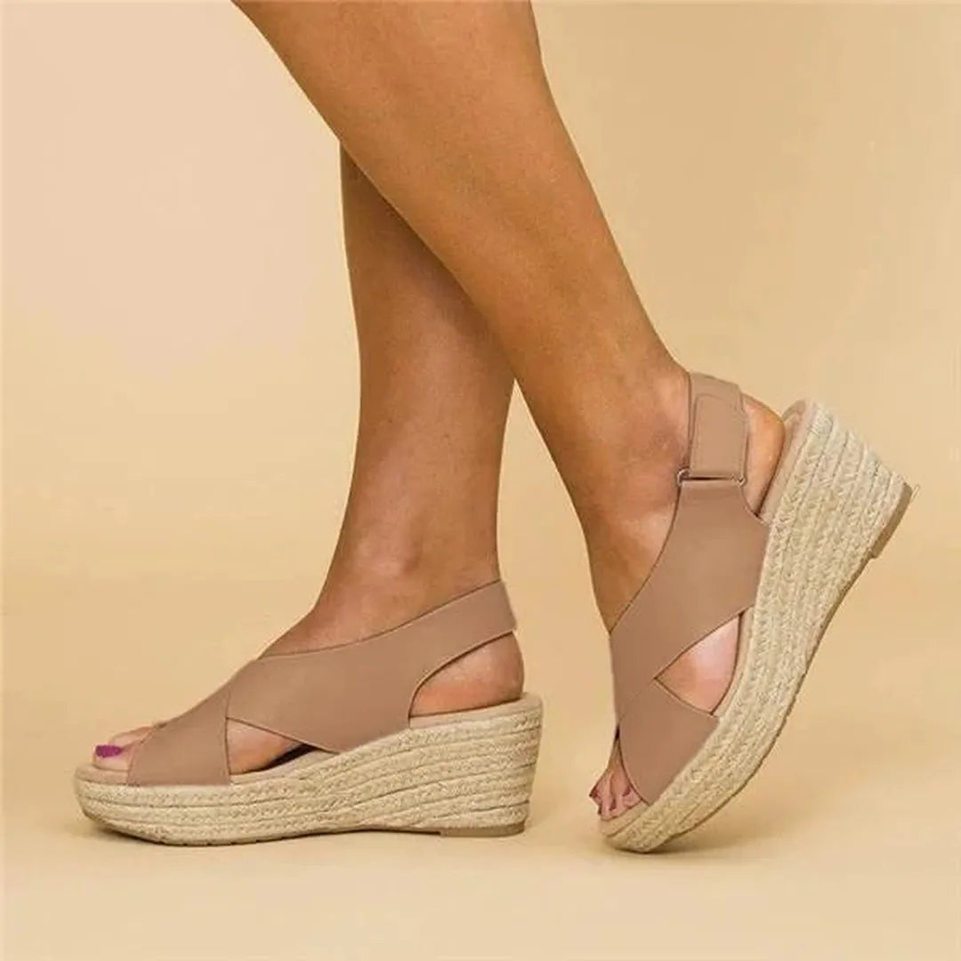 Sandały espadryle na koturnie z juty z krzyżującymi się paskami – widok produktu 1 | Ionotix