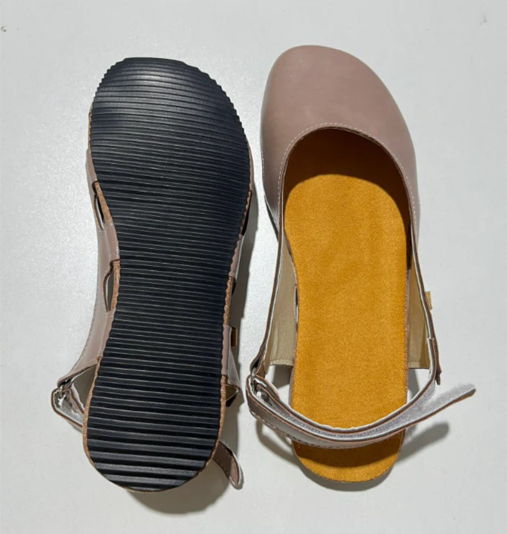 Sandały slingback z zakrytym noskiem – widok produktu 3 | Ionotix
