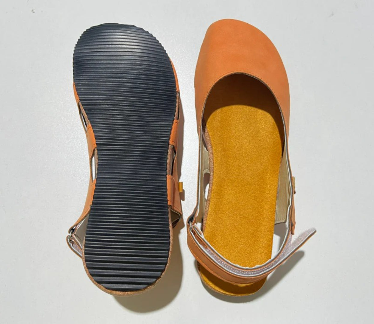 Sandały slingback z zakrytym noskiem – widok produktu 4 | Ionotix