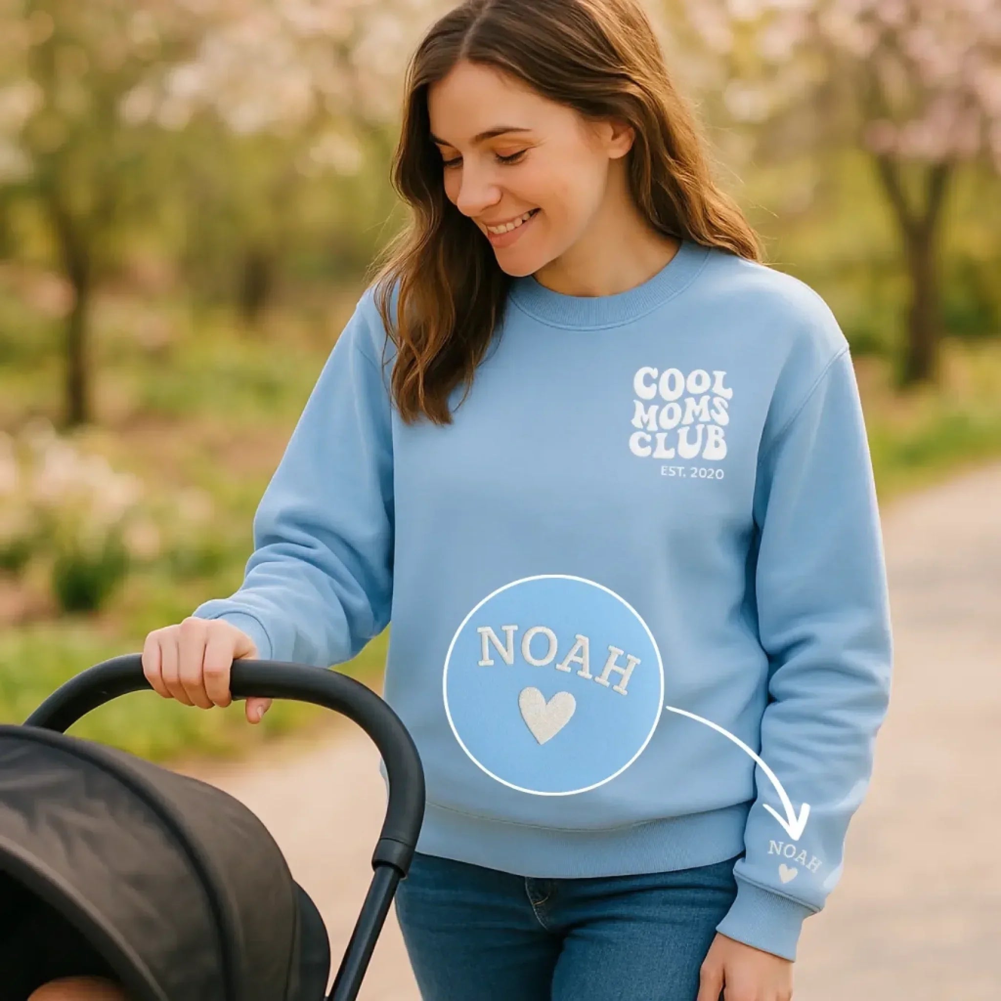 SeraphineMom – bluza z haftem dla mamy – rok założenia „Klubu Fajnych Mam” – widok produktu 3 | Ionotix
