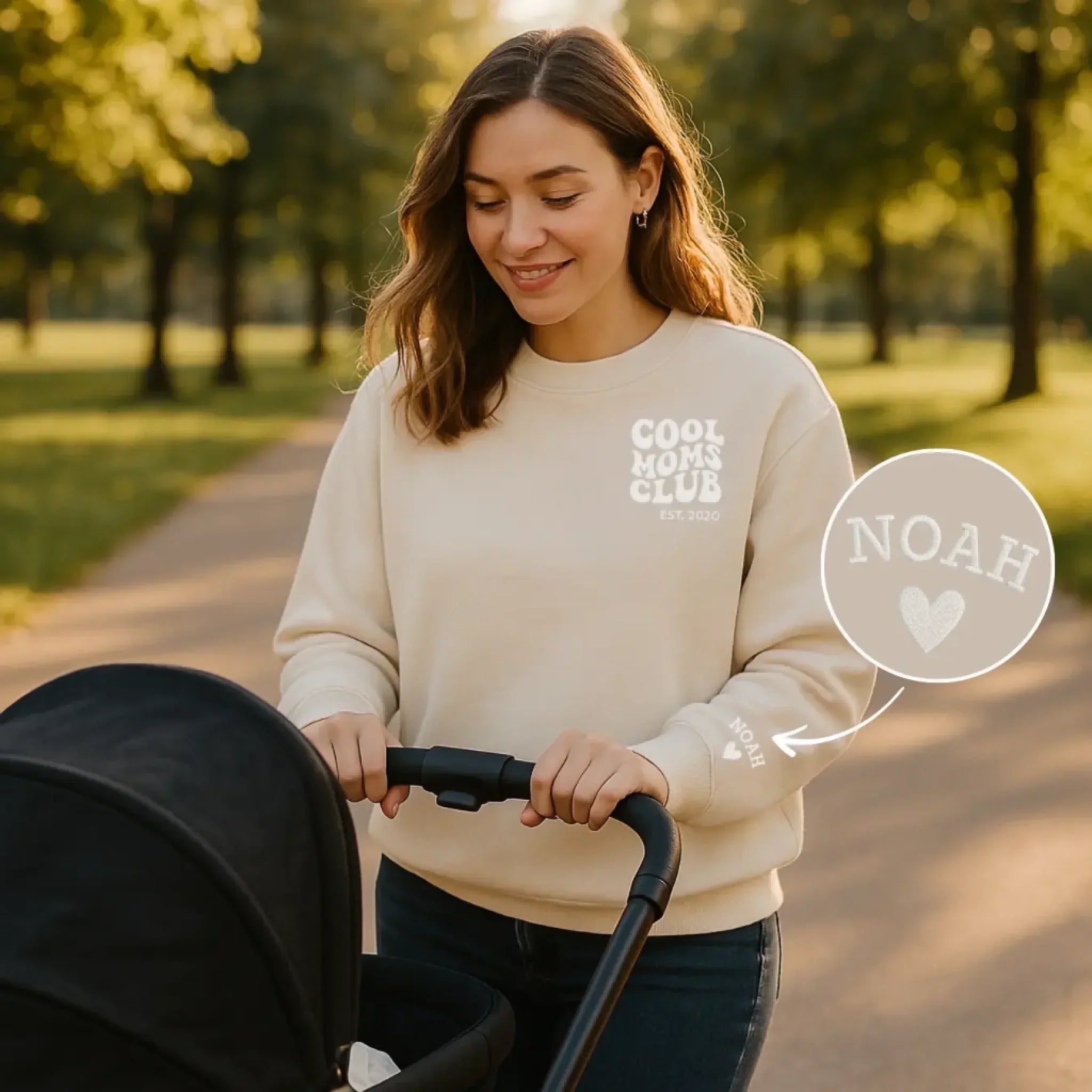 SeraphineMom – bluza z haftem dla mamy – rok założenia „Klubu Fajnych Mam” – widok produktu 5 | Ionotix