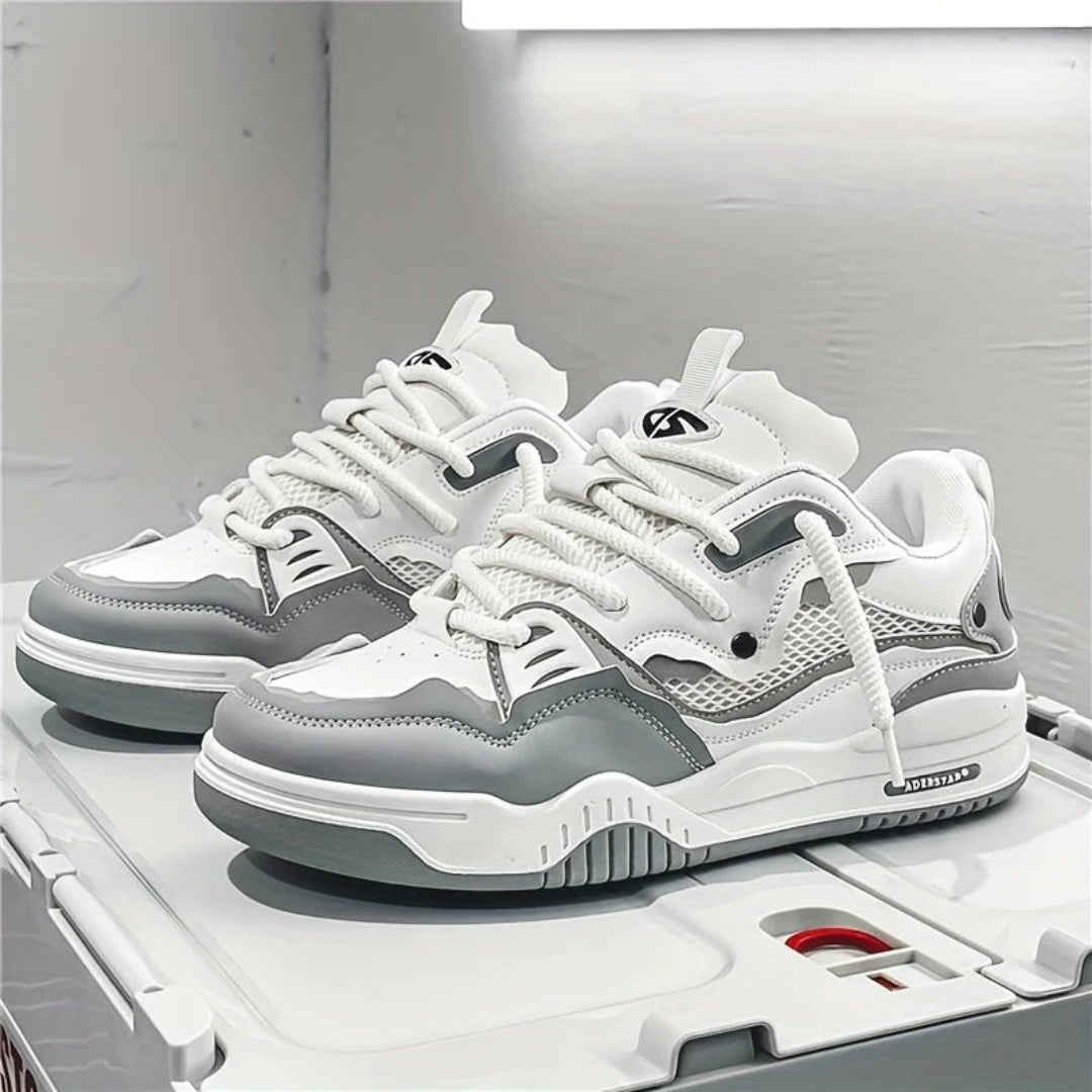 Sneakersy sznurowane z kontrastową podeszwą – widok produktu 5 | Ionotix