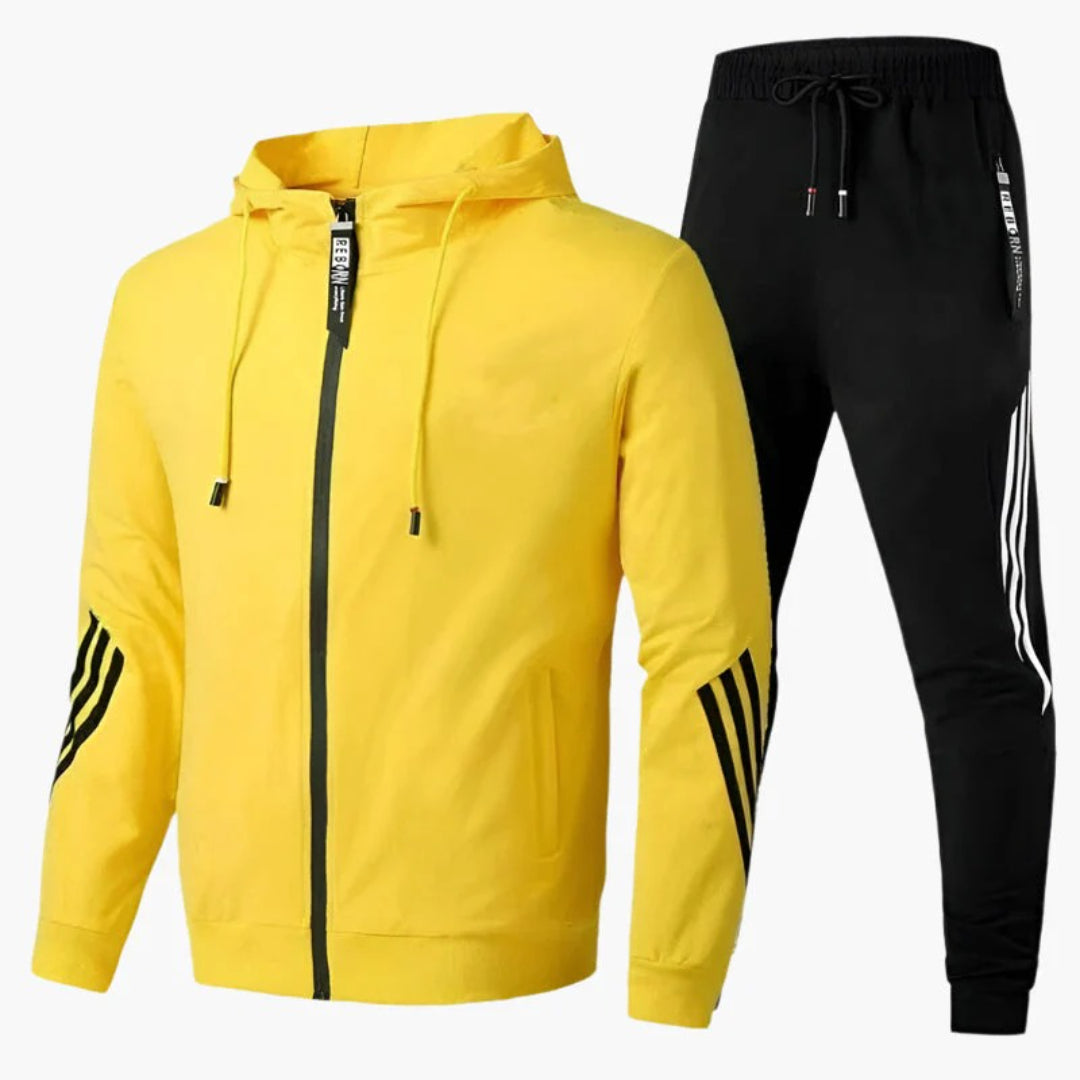 Sportowy dres dwuczęściowy z kapturem – widok produktu 7 | Ionotix