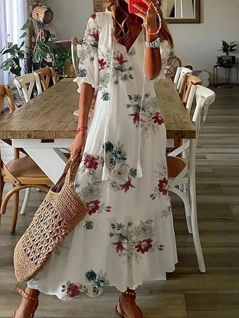 Sukienka maxi w stylu boho z kwiatowym wzorem i dekoltem w serek – widok produktu 4 | Ionotix