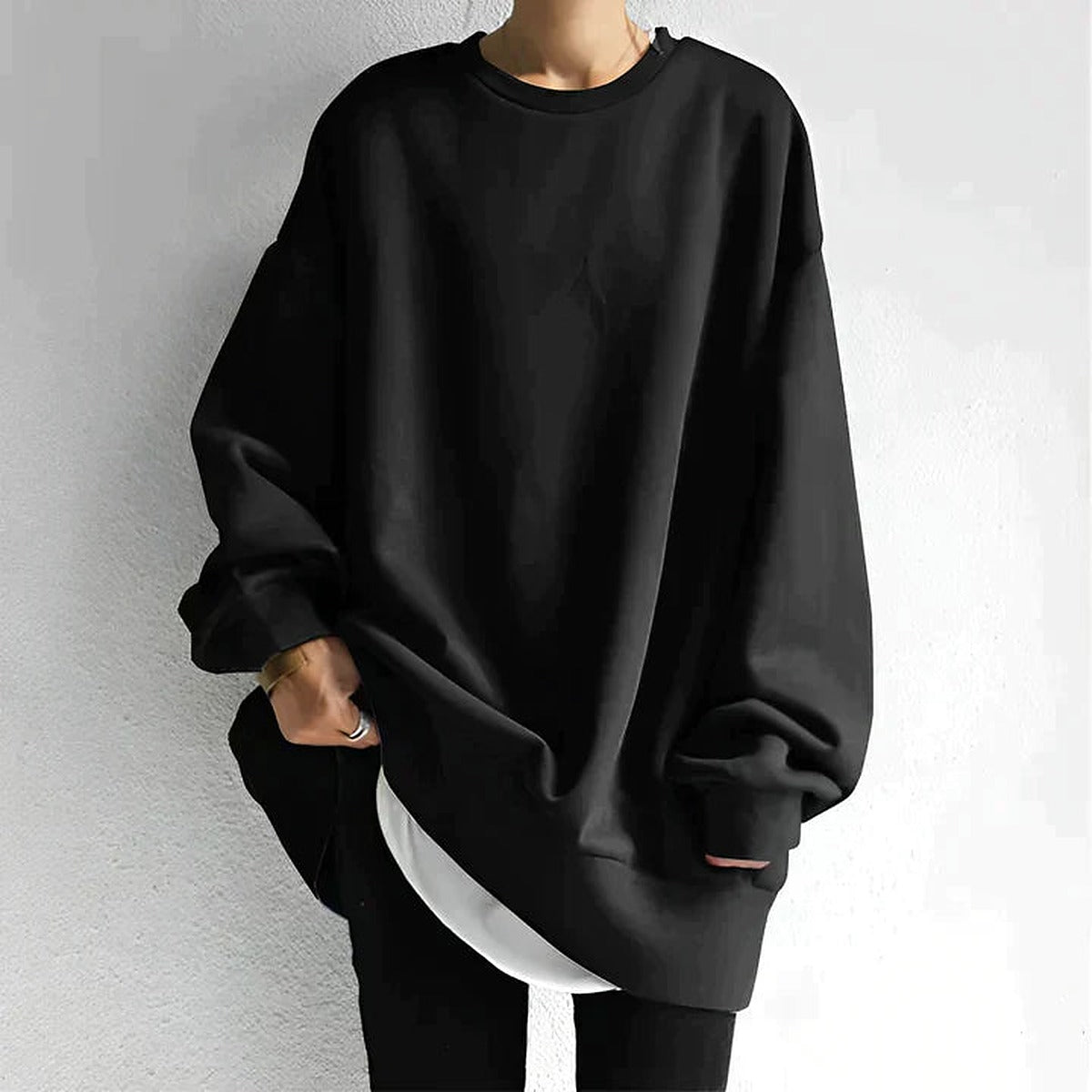 Sweter tunika damski oversize - opuszczone ramiona – widok produktu 1 | Ionotix