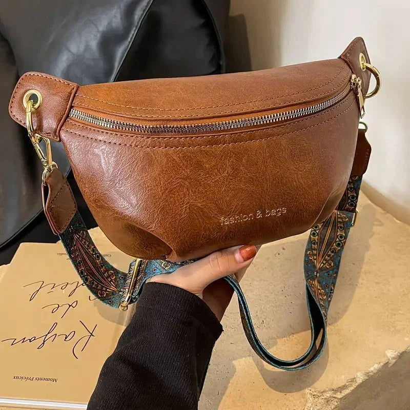 Torebka nerka damska skórzana - pasek crossbody – widok produktu 1 | Ionotix