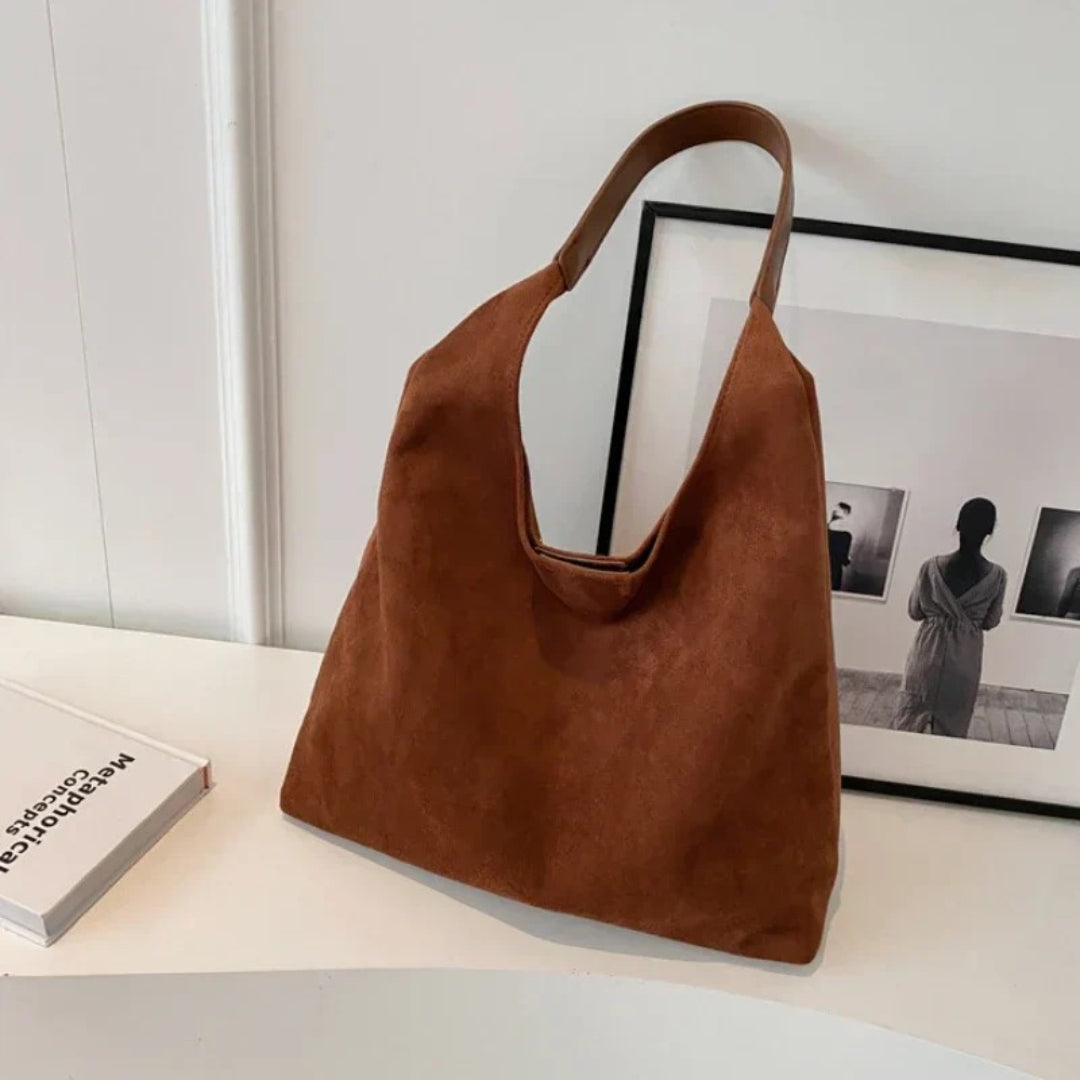 Zamszowa torba typu hobo na ramię – widok produktu 1 | Ionotix