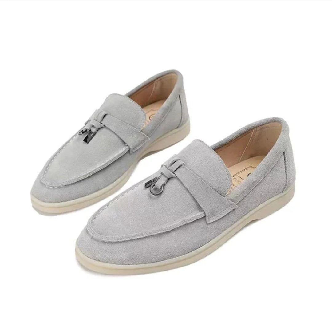 Zamszowe loafersy wsuwane z płaską podeszwą – widok produktu 5 | Ionotix